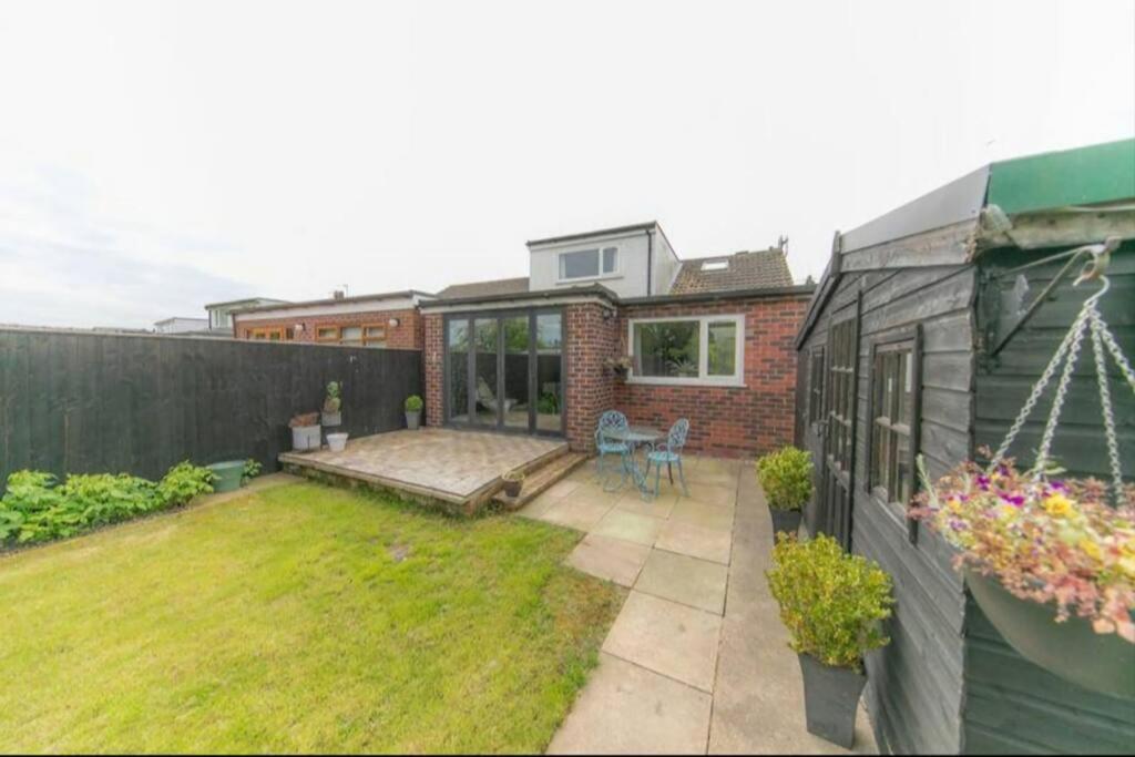 Recently Refurbished Home. Poulton-le-Fylde Extérieur photo